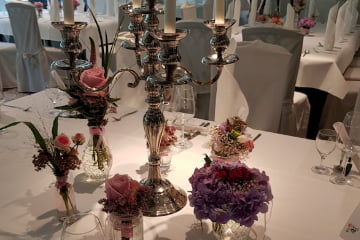 Wundervolle Tischdekorationen für Ihren Anlass