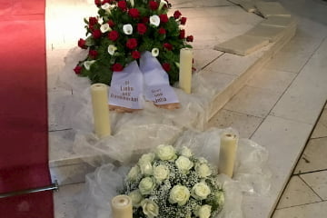 Trauergestecke für den würdevollen Abschied